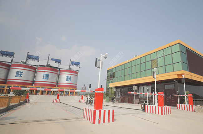 車(chē)牌自動(dòng)識(shí)別系統(tǒng) 車(chē)牌自動(dòng)識(shí)別系統(tǒng)