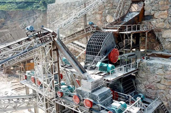 貴州省雙轉(zhuǎn)子制砂機使用現(xiàn)場