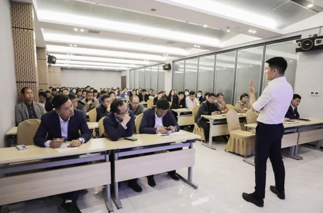 中譽(yù)鼎力舉行2022年第一季度工作總結(jié)會(huì)