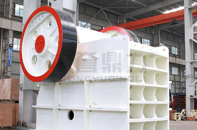 鄂式粗破碎機(jī)大型號 鄂式粗破碎機(jī)大型號