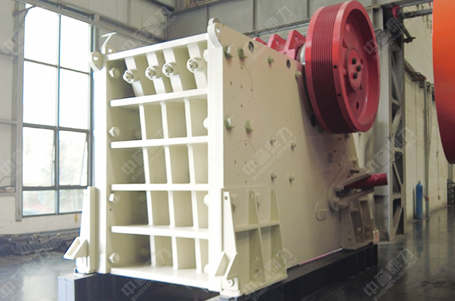 HD德版顎式破碎機(jī) HD德版顎式破碎機(jī)