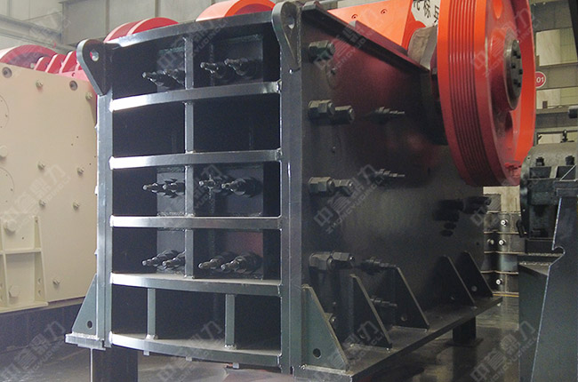 CJ顎式破碎機(jī) CJ顎式破碎機(jī)