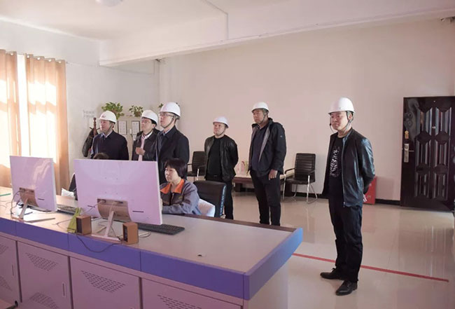 �F���~�ʭh(hu��n)���־��L������һ���W�R���u(y��)���������{(di��o)��