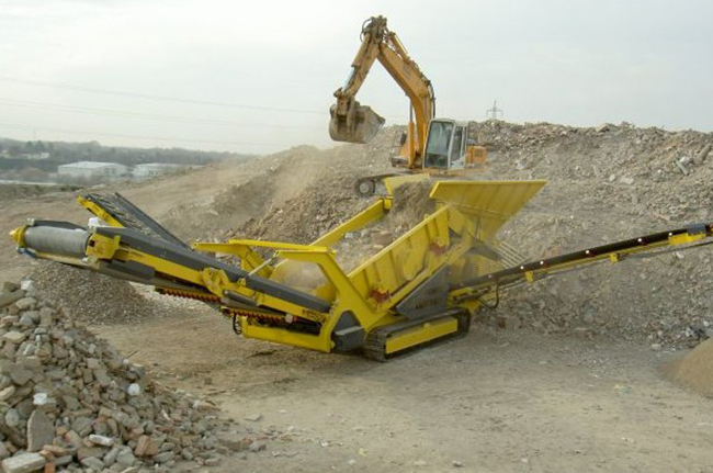 移動(dòng)式破碎機(jī) 移動(dòng)式破碎機(jī)