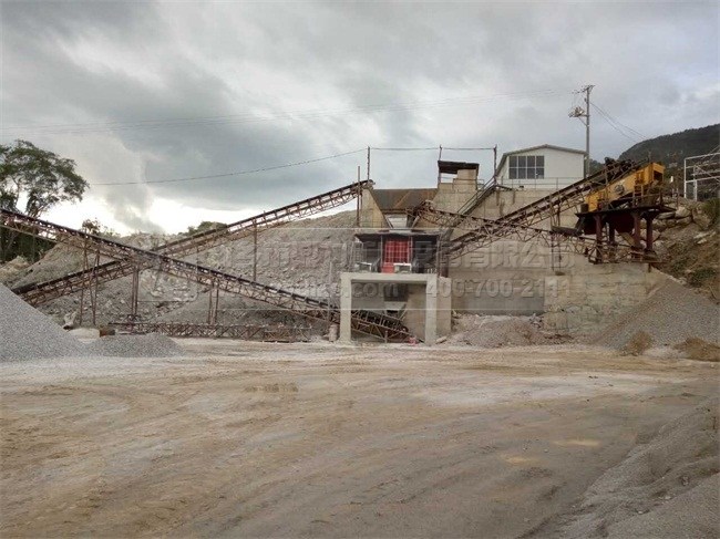 �F·��ʯ�����a(ch��n)�� �����Nʽ����C(j��)