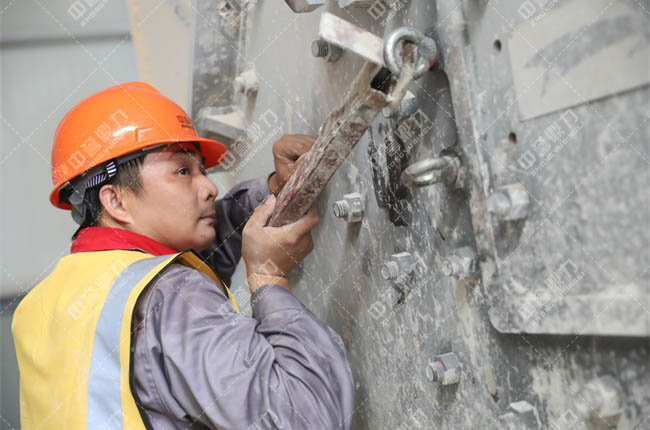 振動篩設(shè)備維護(hù)