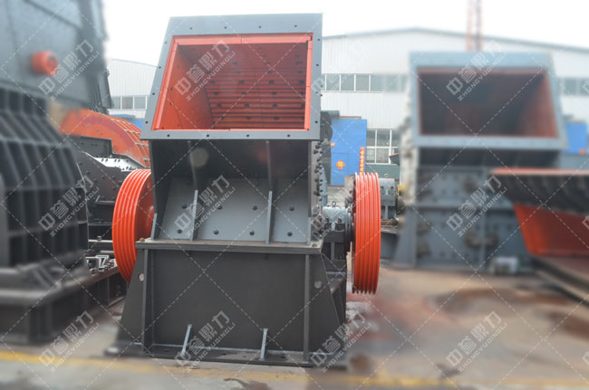 錘式碎石機(jī)