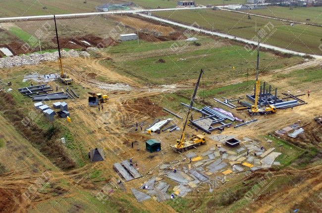 �����v�R��_ɽ�h�����(zh��n)���S�V�I(y��)�r�a(ch��n)5000��ɳʯ�����a(ch��n)��