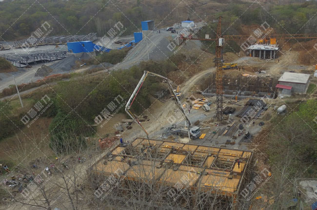 �����v�R��_ɽ�h����b¡�ν��ĕr�a(ch��n)2500-3000��ʯ�����a(ch��n)��