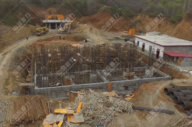 �����v�R��_ɽ�h����b¡�ν��ĕr�a(ch��n)2500-3000��ʯ�����a(ch��n)��