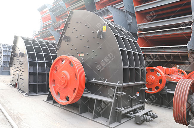 錘式破碎機(jī)