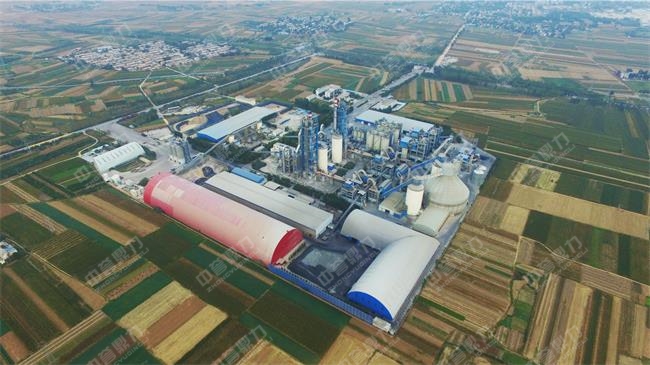 春江水泥的生產(chǎn)線鳥(niǎo)瞰圖