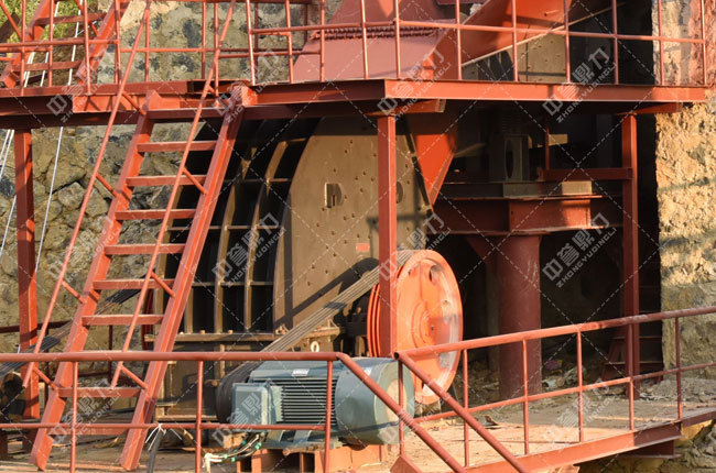 設(shè)備在石料廠的應(yīng)用現(xiàn)場(chǎng)