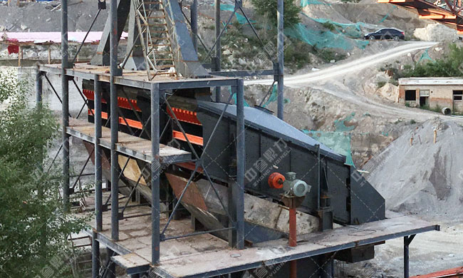 ɽ��º���h(yu��n)�|��ʯ�S�r�a(ch��n)1200��ʯ�����a(ch��n)��