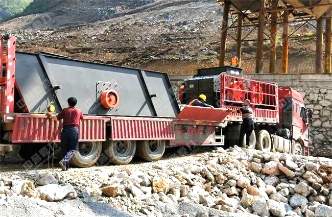 石子廠設(shè)備安裝現(xiàn)場