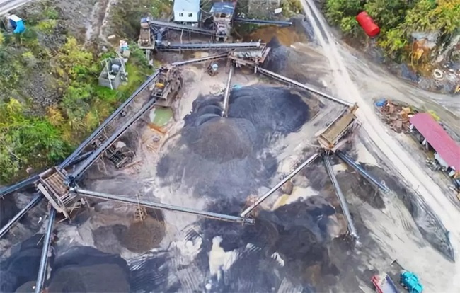 張吉懷項(xiàng)目部機(jī)制砂生產(chǎn)線