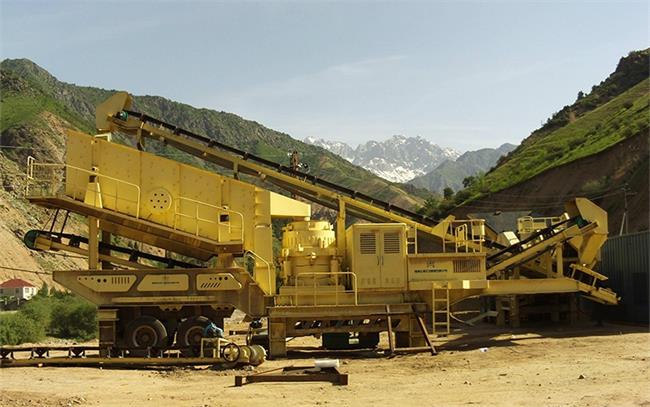 移動石頭碎石機(jī)