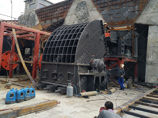 大型石子破碎機(jī)