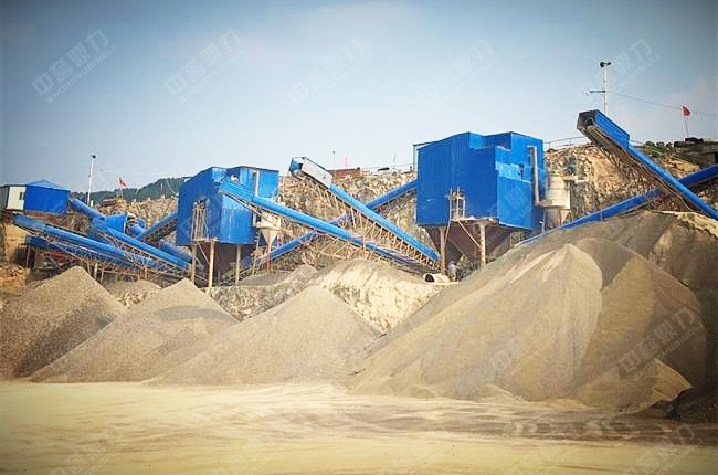 封閉的砂場(chǎng)