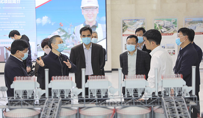 新鄉(xiāng)市副市長(zhǎng)王占波蒞臨中譽(yù)鼎力視察調(diào)研