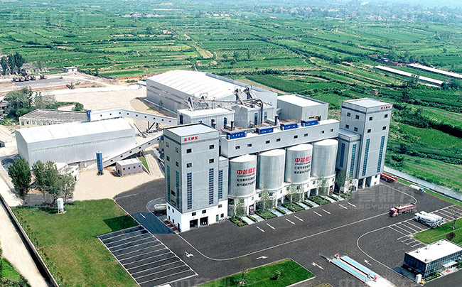 河南省發(fā)展改革委導(dǎo)一行參觀衛(wèi)輝市藍(lán)天環(huán)保材料公司四位一體項目